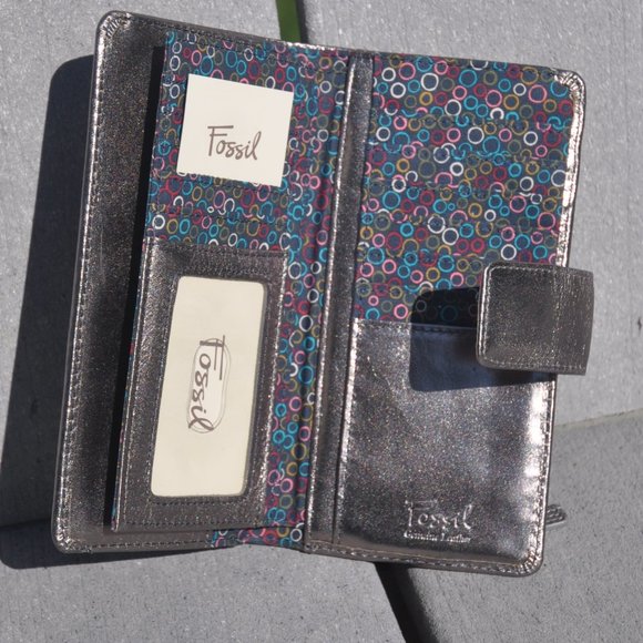 Fossil Handbags - NWT - Fossil Candy Tab Clutch Wallet- Silver Leather